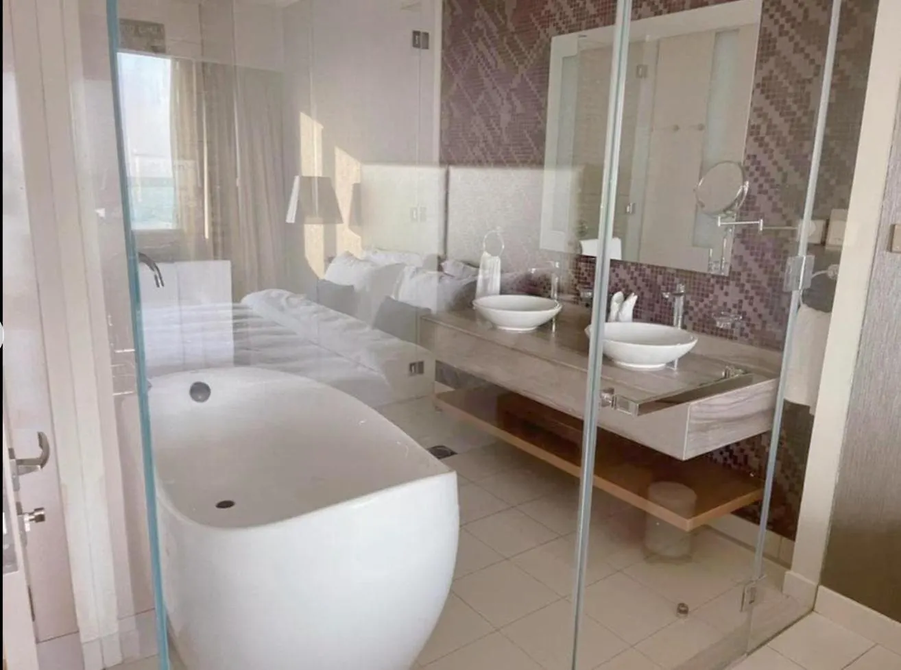 Paramount Towers - Elegant Home دبي 0*,  الإمارات العربية المتحدة