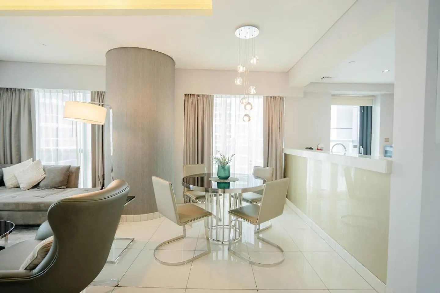 Paramount Towers - Elegant Home دبي 0*,
