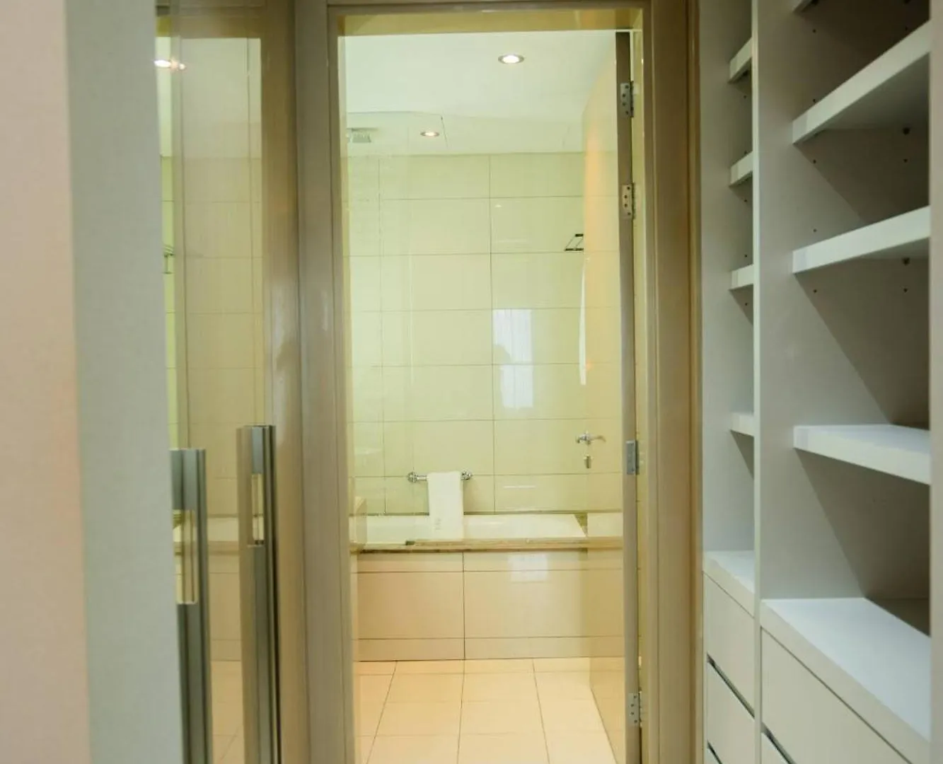 Paramount Towers - Elegant Home Dubai United Arab Emirates