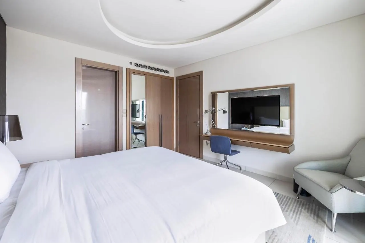 Apartment Paramount Towers - Elegant Home Dubai
