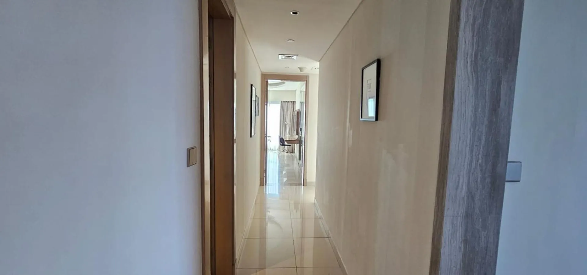 Apartment Paramount Towers - Elegant Home Dubai