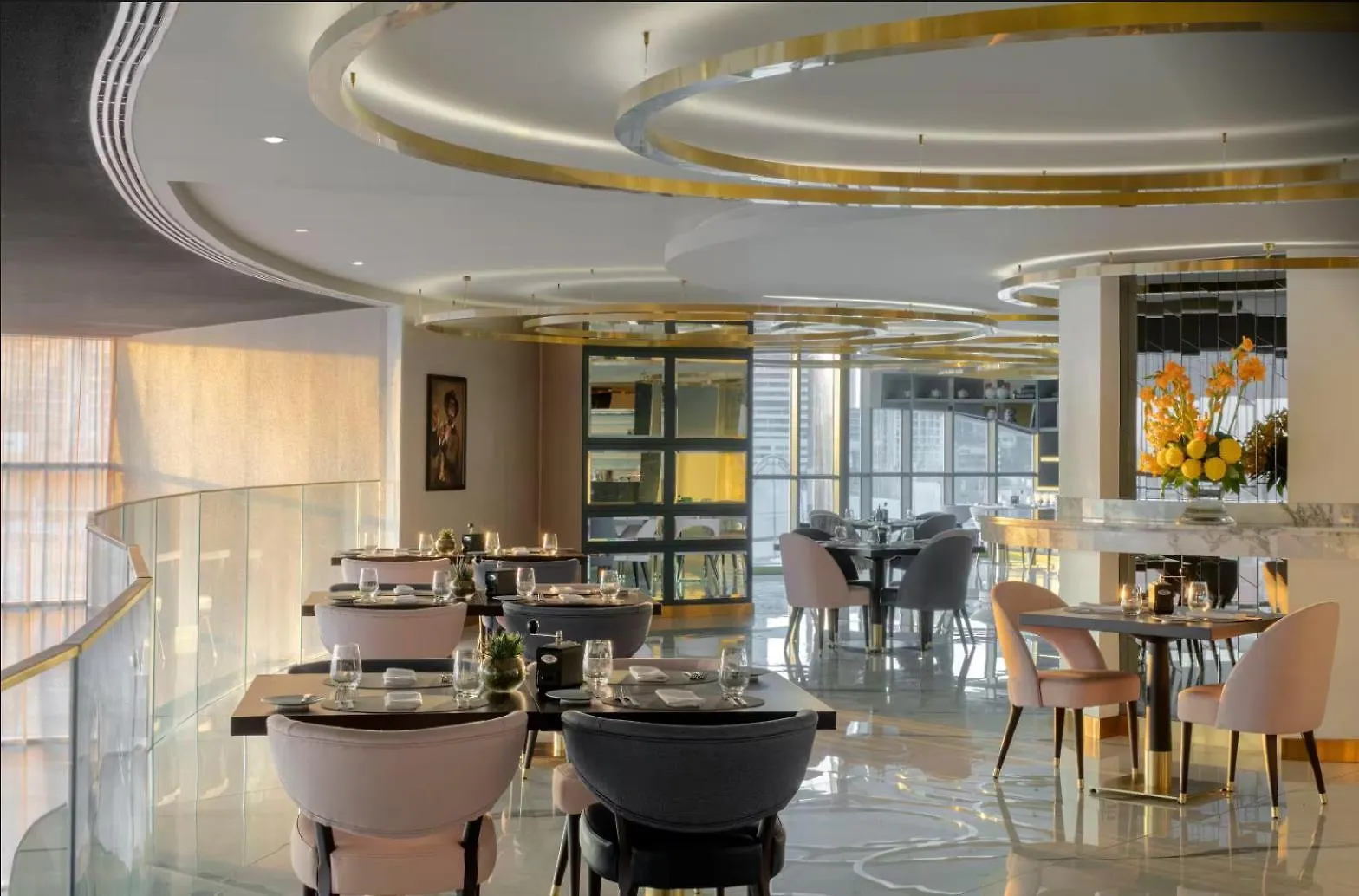 Paramount Towers - Elegant Home Dubai